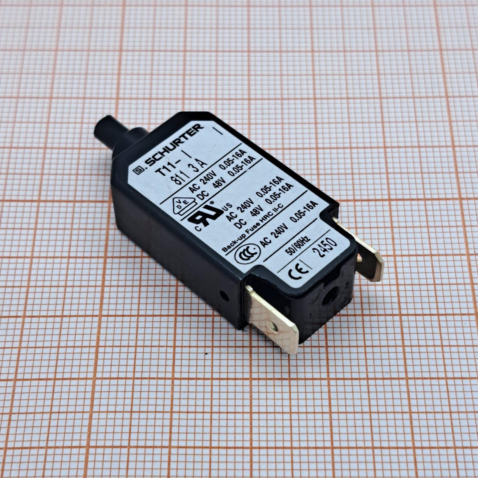 Выключатель максимального тока 4400.0112 SCHURTER