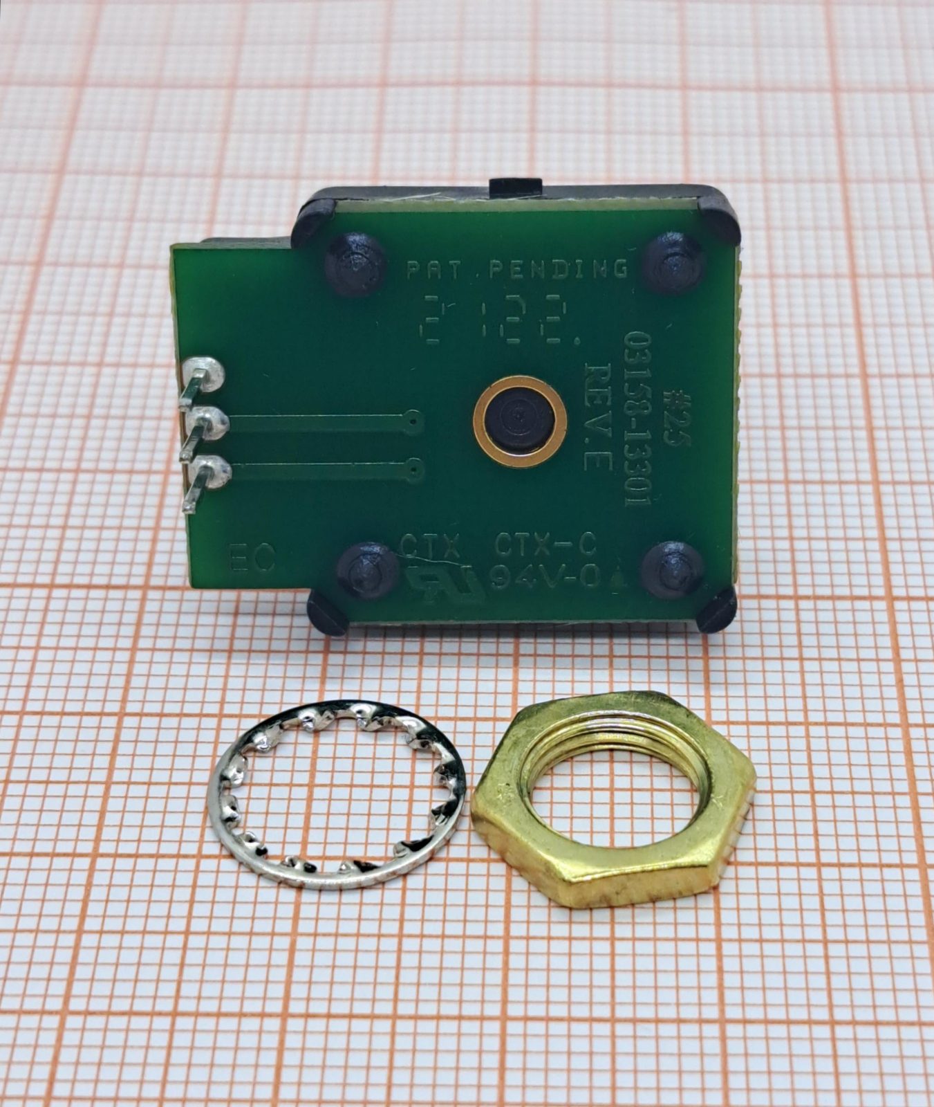 Энкодер увеличивающий ECW0J-B24-AC0006L BOURNS Энкодер увеличивающий ECW0J-B24-AC0006L BOURNS