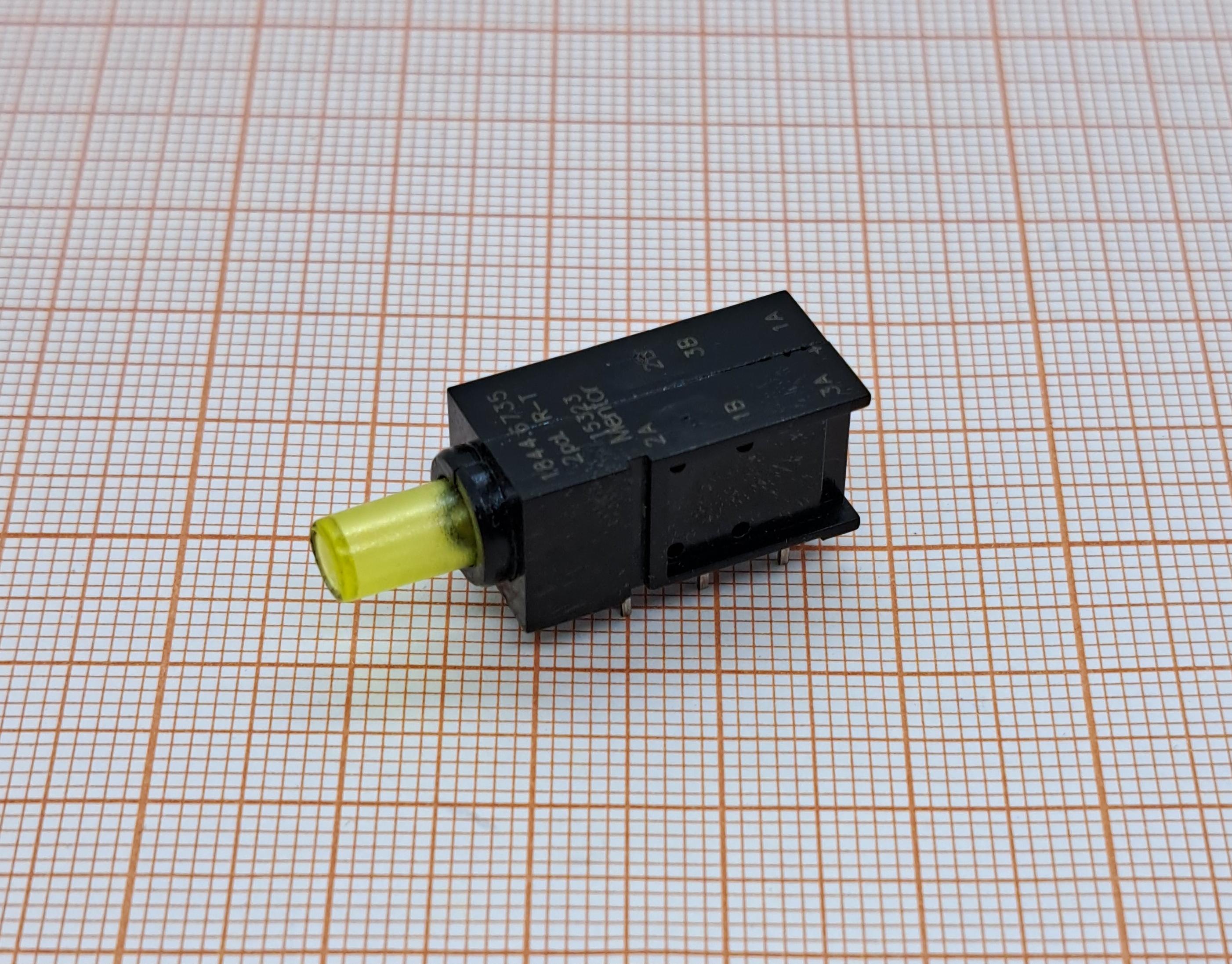 Переключатель кнопочный 1844.6735 MENTOR