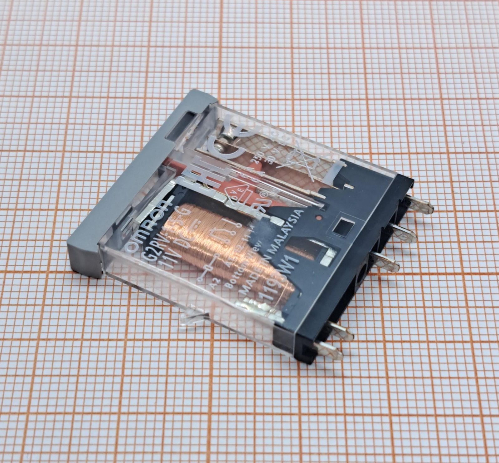 Реле электромагнитное G2RV-1-S-G 11VDC OMRON Реле электромагнитное G2RV-1-S-G 11VDC OMRON