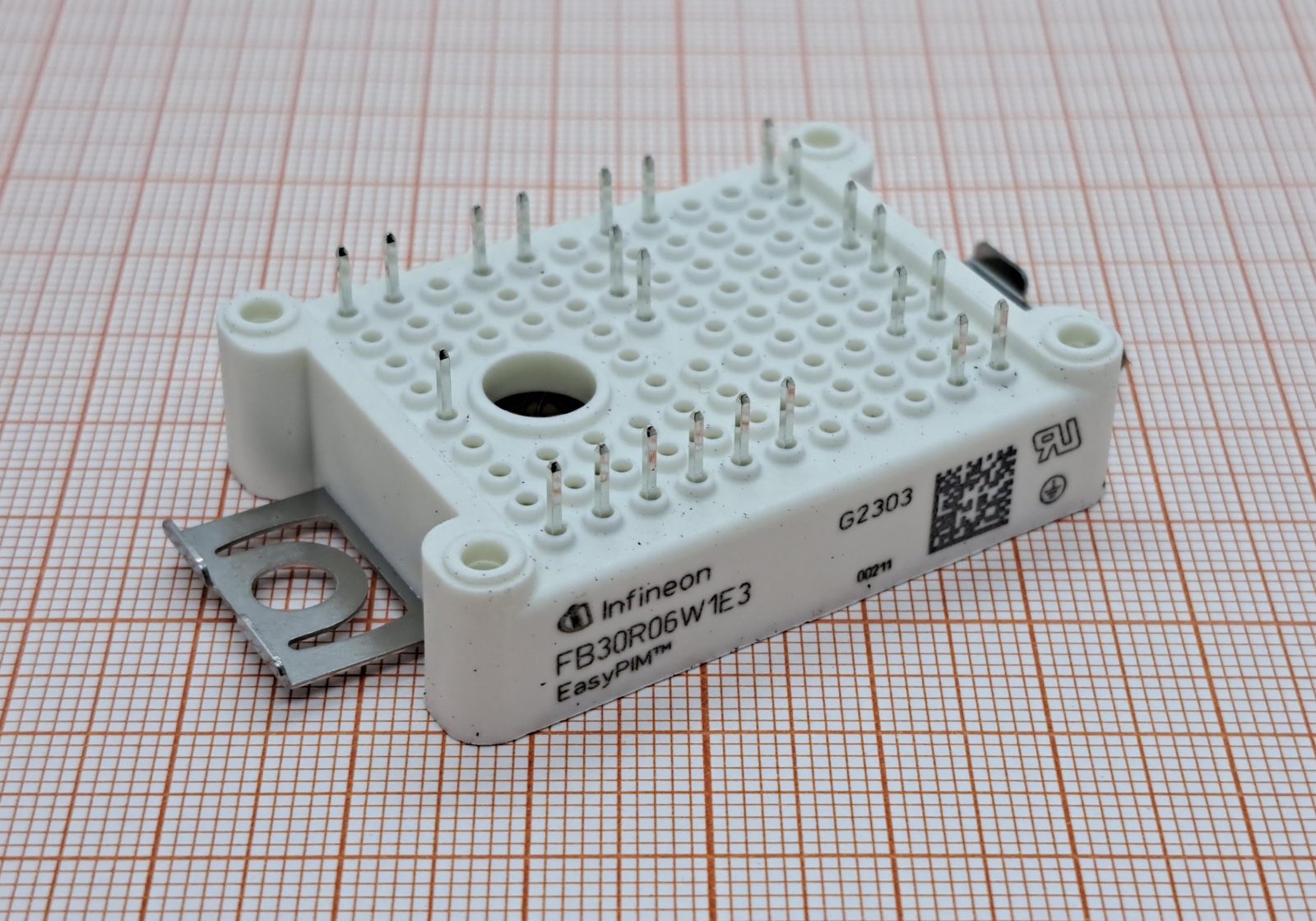 Модуль IGB FB30R06W1E3BOMA1 INFINEON TECHNOLOGIES