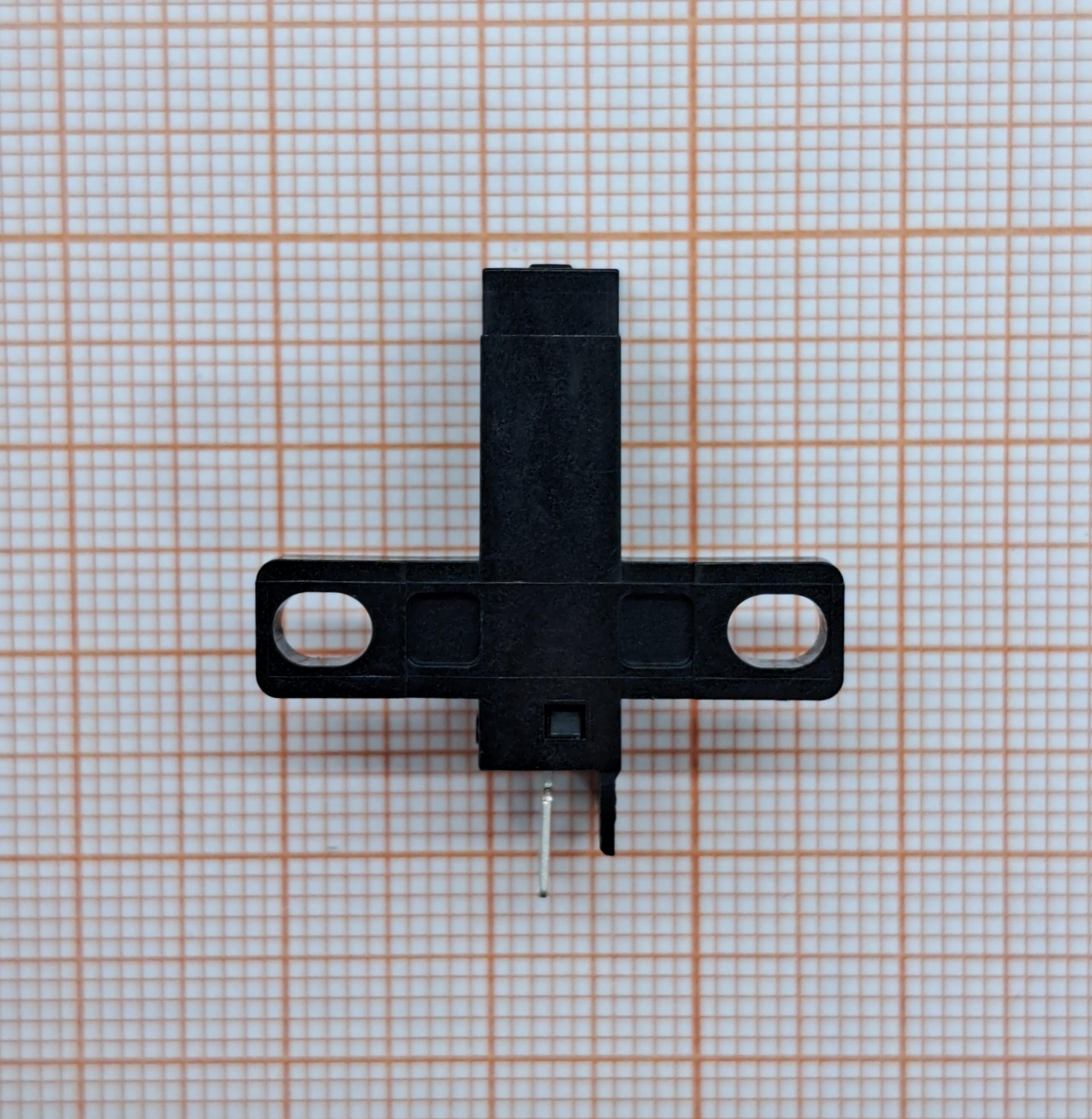 Датчик оптоэлектронный EE-SX672A OMRON